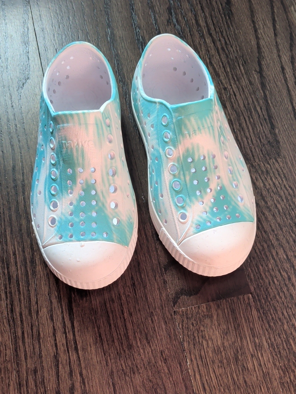 Native Jefferson Bloom C10 NWOT Toddler Shoes